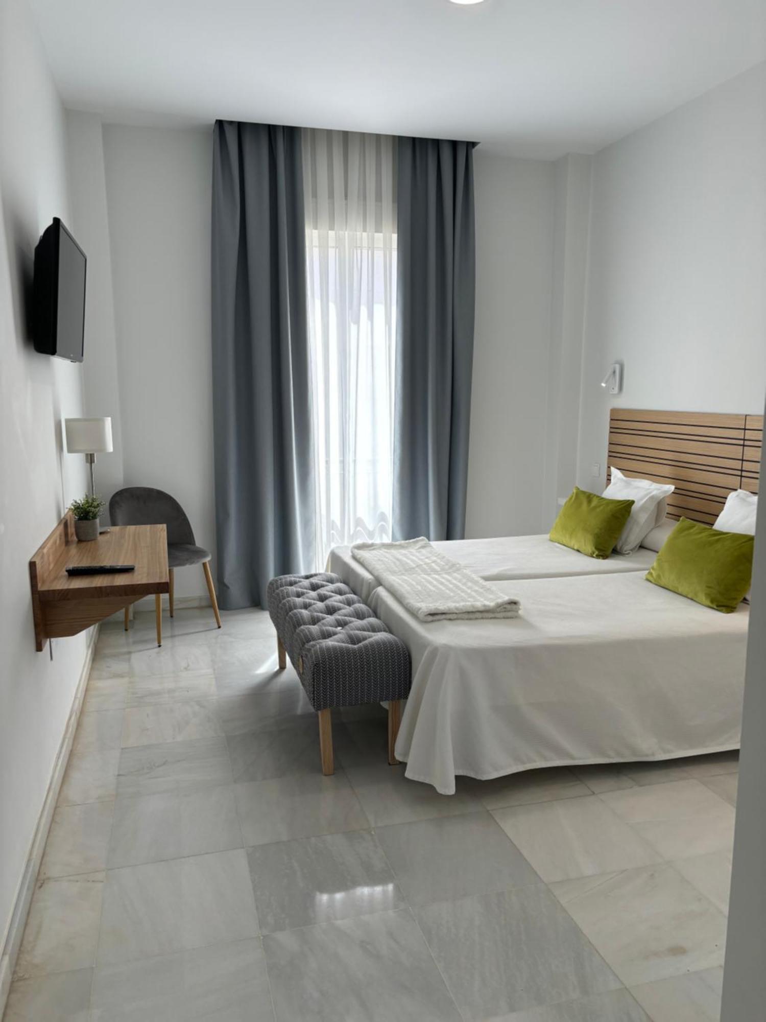 Hotel Lince Aznalcázar Exteriér fotografie